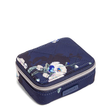 Vera Bradley | Travel Pill Case Blooms and Branches Navy